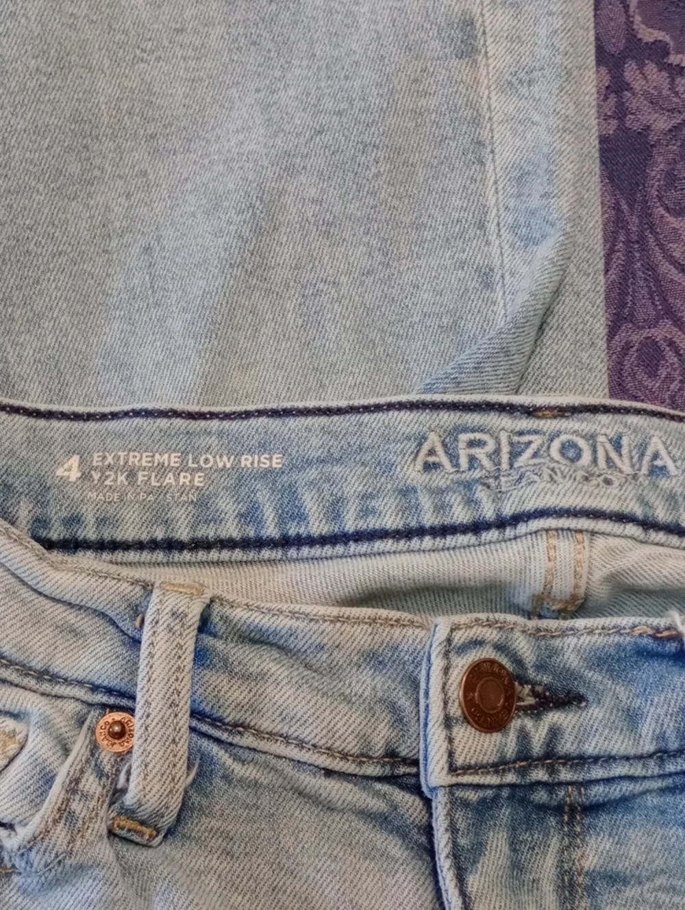 Arizona Jean Company Light Wash Flare Jeans